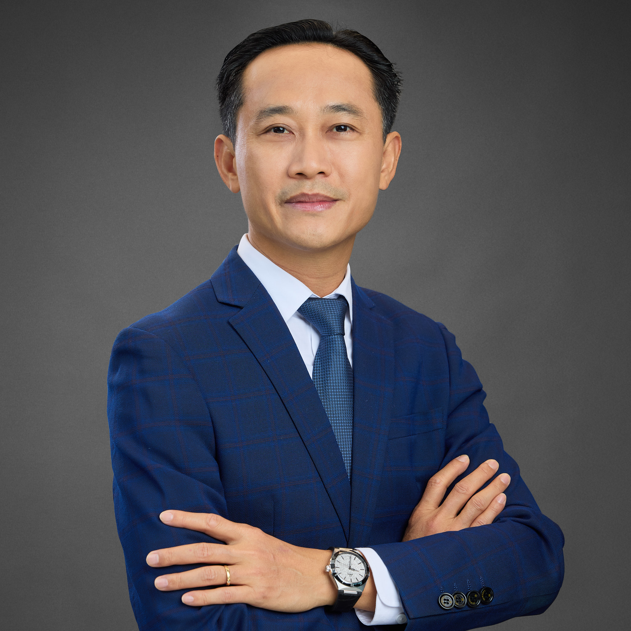 Ông Đinh Quang Huy